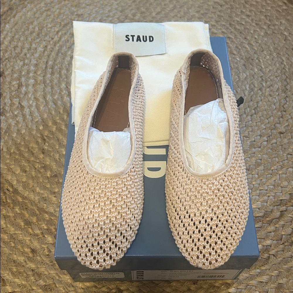 NIB • STAUD Alba Ballet Shoes in Cream Crochet - Picture 3 of 11
